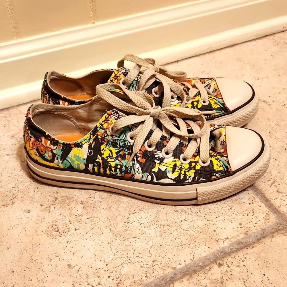 Converse Chucks Graphic Graffiti Print Shoes Men's 5 Women's 7